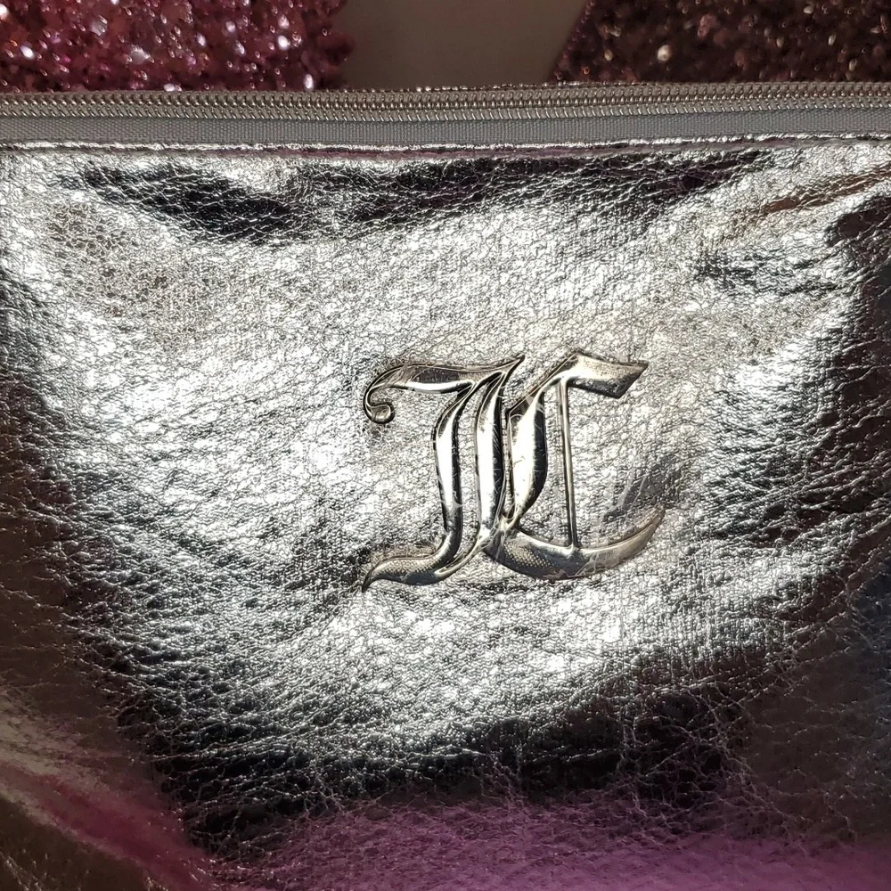 Juicy Couture 💖NWOT💖 Crackled Metallic Silver Large Cosmetic Bag!💖💖💖 - Picture 3 of 9
